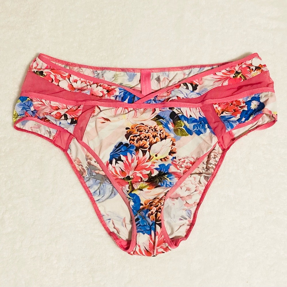 Victoria’s Secret Mary Katranzou runway Panty